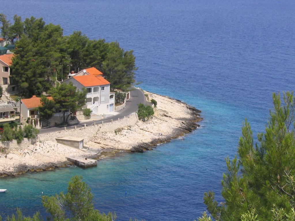 Apartments Gugic Приградица Екстериор снимка