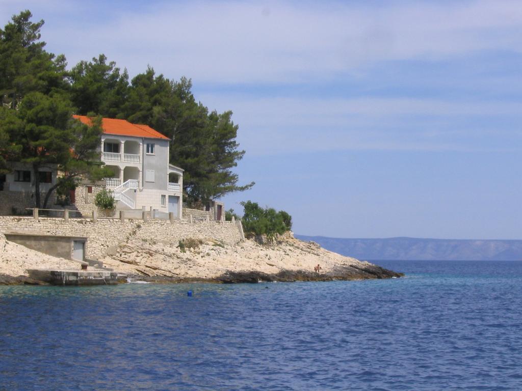 Apartments Gugic Приградица Екстериор снимка