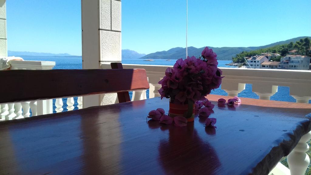 Apartments Gugic Приградица Екстериор снимка